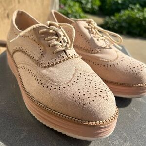 SHEIN Light Tan Perforated Oxfords